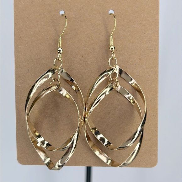 Jewelry - Classic Twisted Gold Tone Dangle Earrings